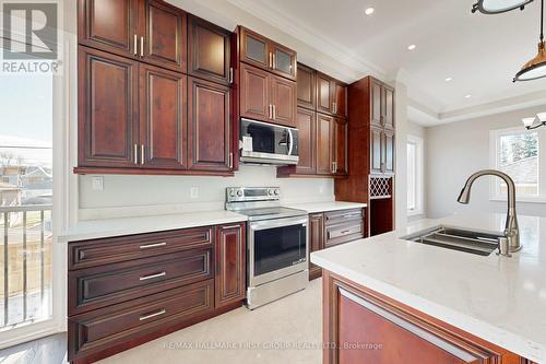 1307 Commerce Street, Pickering, ON - Indoor Photo Showing Kitchen With Double Sink