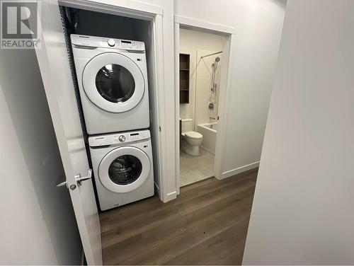 101 648 Lea Avenue, Coquitlam, BC - Indoor Photo Showing Laundry Room