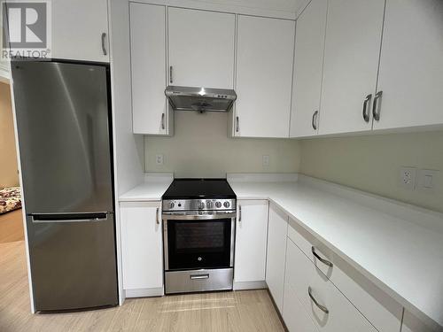 3819 W 18Th Avenue, Vancouver, BC - Indoor Photo Showing Kitchen