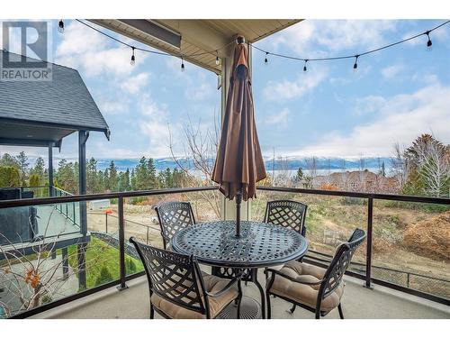 Huge Primary Suite Main Level - 558 Gowen Place, Kelowna, BC - Indoor Photo Showing Bedroom