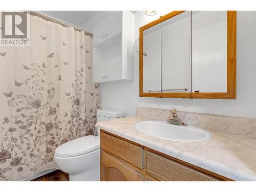 412 392 Killoren Crescent, Prince George, BC - Indoor Photo Showing Bathroom