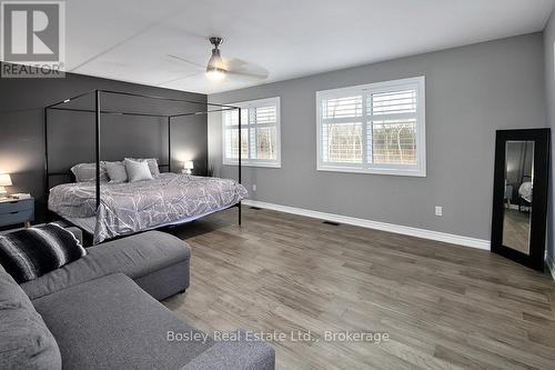 133 Sebastien Street, Blue Mountains, ON - Indoor Photo Showing Bedroom