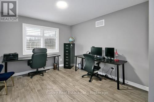 133 Sebastien Street, Blue Mountains (Blue Mountain Resort Area), ON - Indoor Photo Showing Office