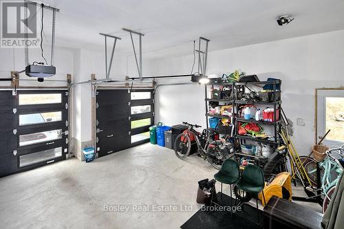 133 Sebastien Street, Blue Mountains, ON - Indoor Photo Showing Garage