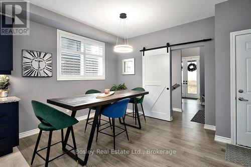 133 Sebastien Street, Blue Mountains, ON - Indoor Photo Showing Dining Room