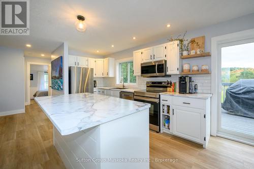 185 South Fairy Lake Road, Huntsville (Brunel), ON - Indoor Photo Showing Kitchen