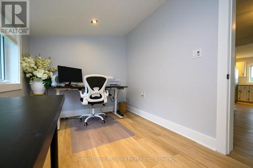 185 South Fairy Lake Road, Huntsville (Brunel), ON - Indoor Photo Showing Office