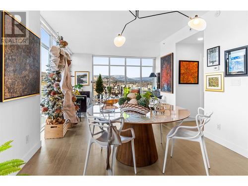 1151 Sunset Drive Unit# 1004, Kelowna, BC - Indoor Photo Showing Dining Room