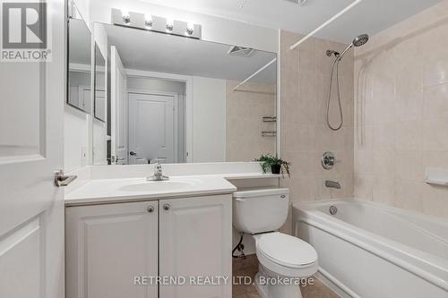 909 - 35 Bales Avenue, Toronto, ON - Indoor Photo Showing Bathroom