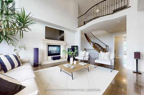 32 Vines Place, Aurora, ON - Indoor Photo Showing Living Room With Fireplace