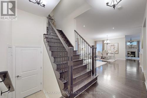 47 Rossini Drive, Richmond Hill, ON - Indoor Photo Showing Other Room