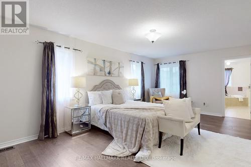 47 Rossini Drive, Richmond Hill, ON - Indoor Photo Showing Bedroom