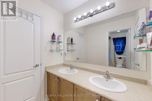 47 Rossini Drive, Richmond Hill, ON - Indoor Photo Showing Bathroom