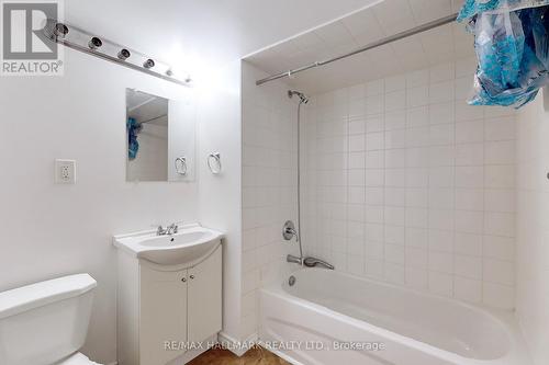 47 Rossini Drive, Richmond Hill, ON - Indoor Photo Showing Bathroom