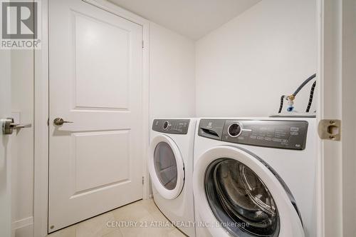 25 Village Parkway, Markham, ON - Indoor Photo Showing Laundry Room