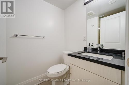 25 Village Parkway, Markham, ON - Indoor Photo Showing Bathroom