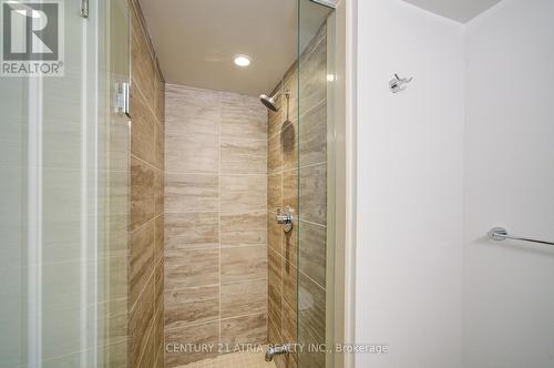 25 Village Parkway, Markham, ON - Indoor Photo Showing Bathroom