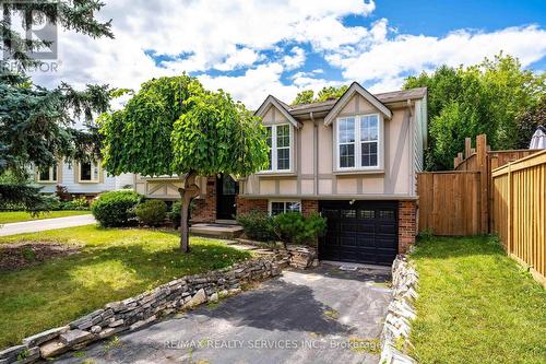 1301 Janina Boulevard, Burlington, ON - Outdoor With Facade