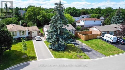 1301 Janina Boulevard, Burlington, ON - Outdoor