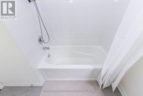 3 Averill Road, Brampton, ON - Indoor Photo Showing Bathroom