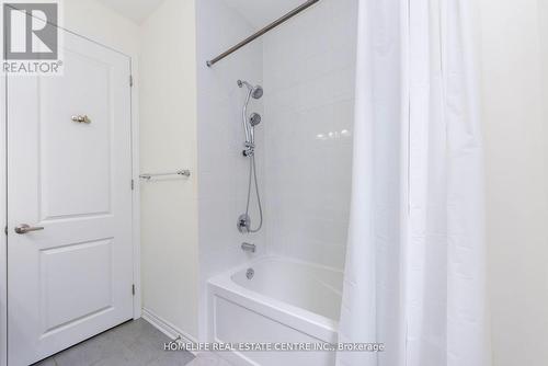 3 Averill Road, Brampton, ON - Indoor Photo Showing Bathroom