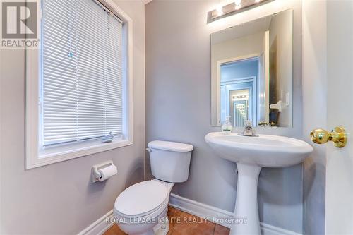 5538 Freshwater Drive, Mississauga, ON - Indoor Photo Showing Bathroom