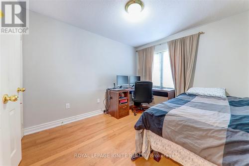 5538 Freshwater Drive, Mississauga, ON - Indoor Photo Showing Bedroom