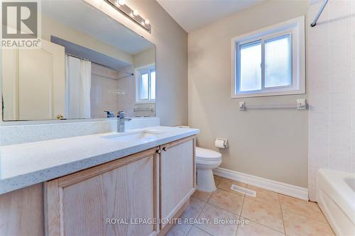 5538 Freshwater Drive, Mississauga, ON - Indoor Photo Showing Bathroom