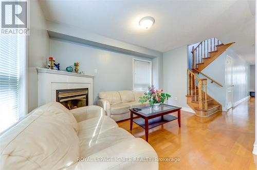 5538 Freshwater Drive, Mississauga, ON - Indoor Photo Showing Living Room With Fireplace