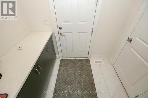 26 Joiner Circle, Whitchurch-Stouffville, ON - Indoor Photo Showing Other Room