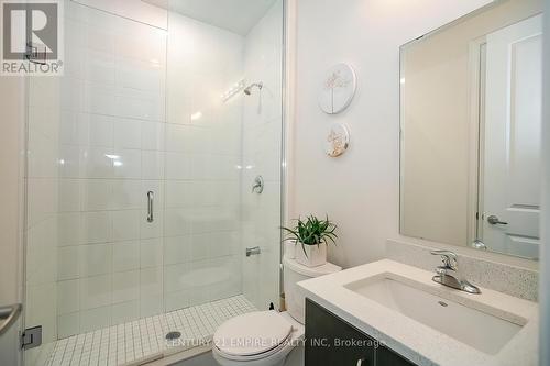 26 Joiner Circle, Whitchurch-Stouffville, ON - Indoor Photo Showing Bathroom