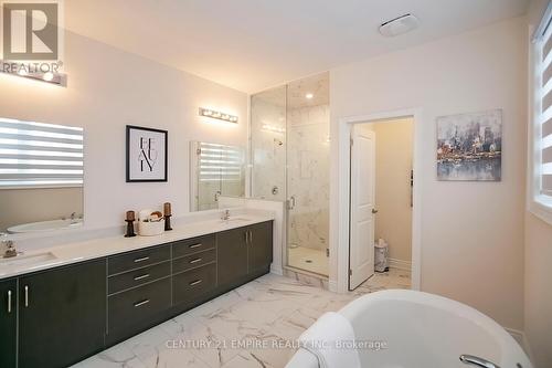 26 Joiner Circle, Whitchurch-Stouffville, ON - Indoor Photo Showing Bathroom