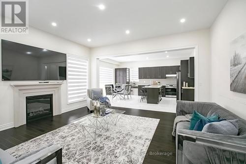 26 Joiner Circle, Whitchurch-Stouffville, ON - Indoor Photo Showing Living Room With Fireplace