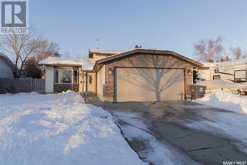 118 Adolph Crescent, Saskatoon, SK - Outdoor