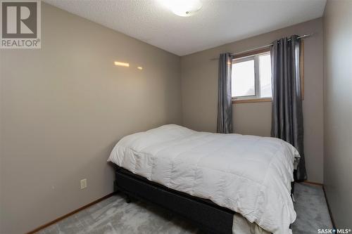 118 Adolph Crescent, Saskatoon, SK - Indoor Photo Showing Bedroom