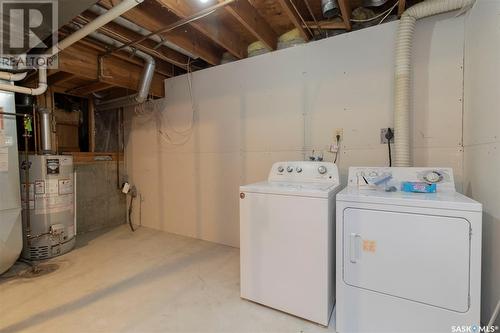 118 Adolph Crescent, Saskatoon, SK - Indoor Photo Showing Laundry Room