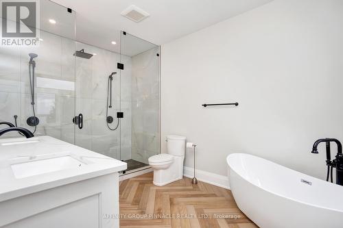 383 Snug Harbour Road, Kawartha Lakes (Lindsay), ON - Indoor Photo Showing Bathroom