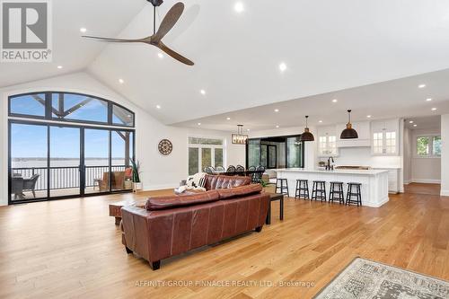 383 Snug Harbour Road, Kawartha Lakes (Lindsay), ON - Indoor Photo Showing Living Room