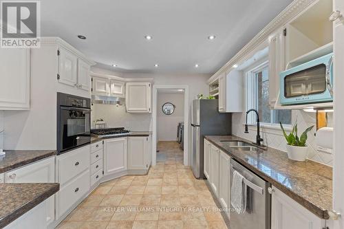 71 Mill Street, Russell, ON - Indoor Photo Showing Kitchen With Double Sink With Upgraded Kitchen