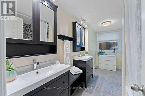 71 Mill Street, Russell, ON - Indoor Photo Showing Bathroom