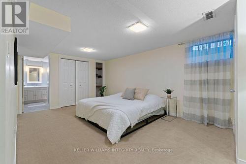 71 Mill Street, Russell, ON - Indoor Photo Showing Bedroom