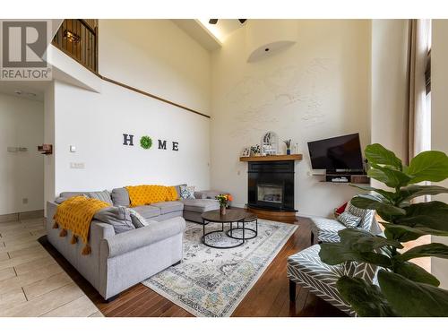 1504 Poplar Street, Golden, BC - Indoor Photo Showing Living Room With Fireplace