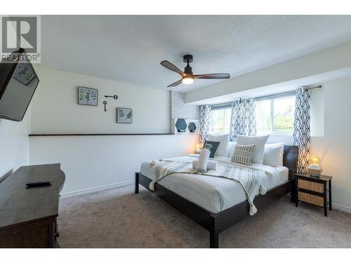 1504 Poplar Street, Golden, BC - Indoor Photo Showing Bedroom