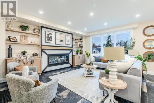 7 Bartlett Avenue, Grimsby, ON - Indoor Photo Showing Living Room With Fireplace