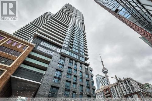 621 - 115 Blue Jays Way, Toronto, ON - Outdoor With Facade