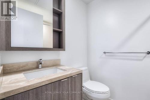 621 - 115 Blue Jays Way, Toronto, ON - Indoor Photo Showing Bathroom