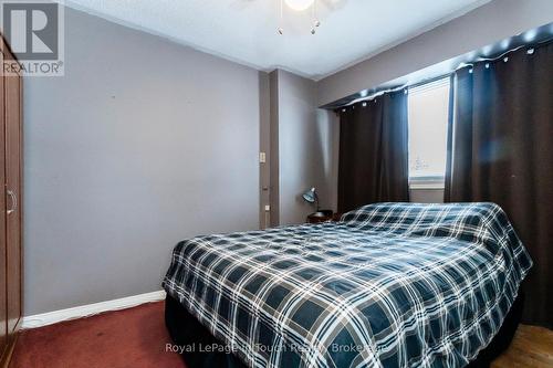 162 Seventh Street W, Midland, ON - Indoor Photo Showing Bedroom