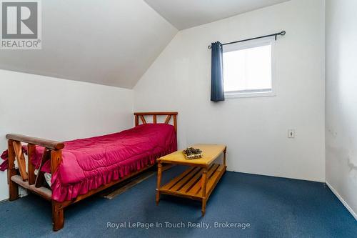 162 Seventh Street W, Midland, ON - Indoor Photo Showing Bedroom