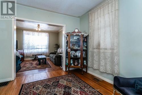 162 Seventh Street W, Midland, ON - Indoor