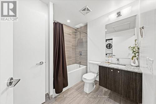 1805 - 120 Parliament Street, Toronto, ON - Indoor Photo Showing Bathroom